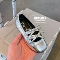 Zapatos de cuero para niñas, calzado de fiesta versátil con fondo suave y pajarita, estilo princesa, otoño, 2024 - details 7