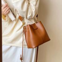 Bolso de hombro pequeño de cuero Pu para mujer, bandolera de cubo, informal, de alta calidad, a la moda - details 22