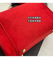 Bolso de mano rojo de Año Nuevo, bolsa cuadrada pequeña versátil de gama alta, bolso cruzado pequeño, moda de otoño e invierno, 2024 - details 4