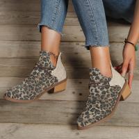 Botas de ante Retro con estampado de leopardo y tacón cuadrado puntiagudo de estilo europeo y americano para mujer - details 0