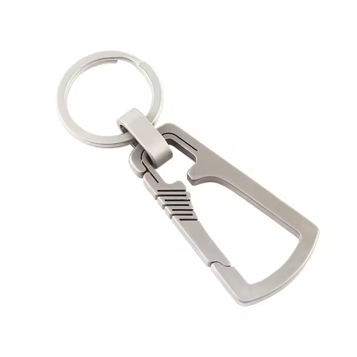 Llavero de coche con formas especiales, llavero ligero de aleación de titanio con abrebotellas, dispositivo de alta gama para la yema del dedo, llavero para exteriores para hombre - 1