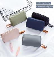Bolsa de cosméticos de estilo coreano para mujer, bolsa de aseo impermeable, organizador de maquillaje, novedad de 2024 - details 2