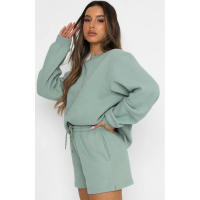 Wind Conjunto de pantalones cortos y sudadera con cuello redondo informal holgado de Color puro para mujer - details 13