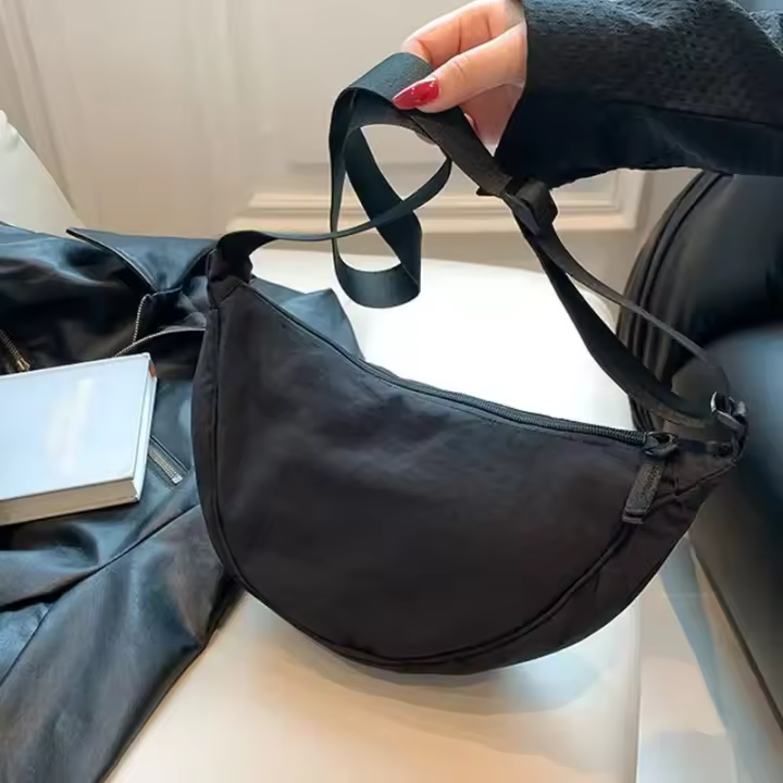 Bolso tipo dumpling de nailon para mujer con opciones de 6 colores, bolso de hombro tipo bandolera de gran capacidad - 1