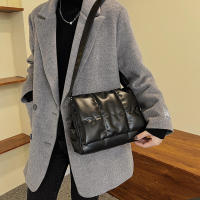 Bolso de hombro de gran capacidad para mujer, bandolera acolchada de diseño de lujo, a la moda, a cuadros, para axila - details 14