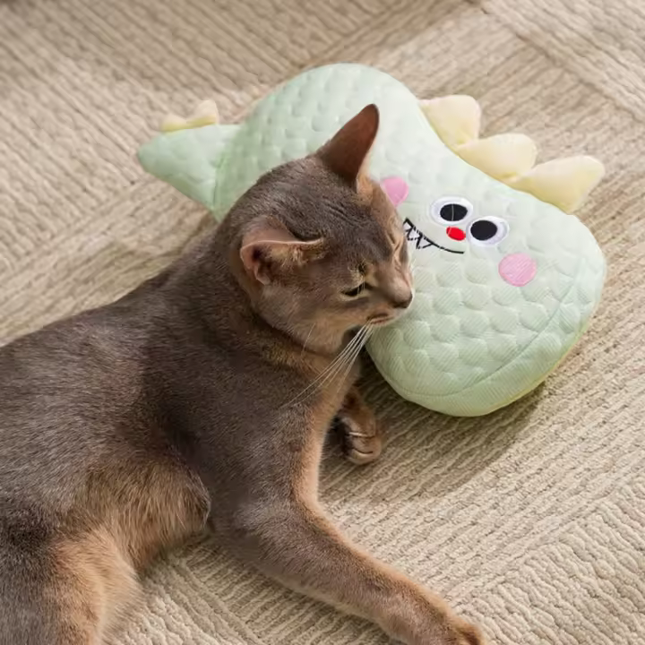 Almohada suave para dormir con forma de gato, almohada Universal para soporte del cuello para perros, juguete calmante cómodo para mascotas, hogar y interior - 1