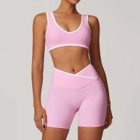 Scrunch - Conjunto de yoga corto para mujer, sujetador relleno en contraste rosa, pantalones cortos cruzados, pantalones deportivos de cintura alta, Fiess Gym Tre, ropa deportiva - details 39