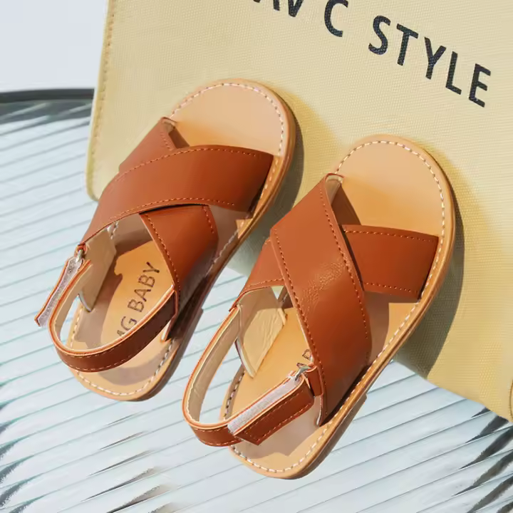 Sandalias de verano para niños y niñas, zapatos de playa a la moda, antideslizantes, suaves y sencillos, 2025 - 1
