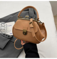 Elegante bolso cruzado negro para mujer, bolso de hombro retro chic con cierre dorado, perfecto para la moda de otoño e invierno - details 20