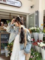 Lindo vestido de tirantes francés blanco de aspecto juvenil falda larga de pastel suelta pequeña para vacaciones de verano para mujer - details 9