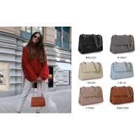 Mochila de Lujo Leten Bolso de Mano Acolchado con Estuche de Cuero Vegano - details 1