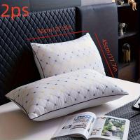 Almohada de Memoria de Lujo - Suave, ergonómica e hipoalergénica, adecuada para dormir de lado y espalda, con soporte para el cuello - Lavable a máquina, funda de poliéster transpirable, con bordado decorativo, elección perfecta para familiares y amigos - details 3