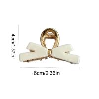 Pinza para el pelo con lazo geométrico a la moda, tocado con horquilla, Clip de tiburón de acetato, accesorios coloridos para el cabello, Clip para agarrar el pelo en la parte posterior de la cabeza - details 0