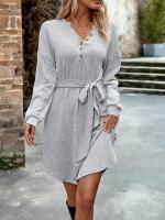 Vestido Corto de Crochet para Mujer Cuello en V, Color Sólido, Moda Casual, Prenda Única de Punto - details 17