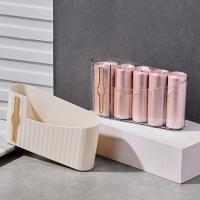 Soporte para bolsa de basura montado en la pared, estante de almacenamiento para bolsas de comestibles colgante para el hogar, dispensador de bolsas de basura sin perforaciones de gran capacidad - details 10