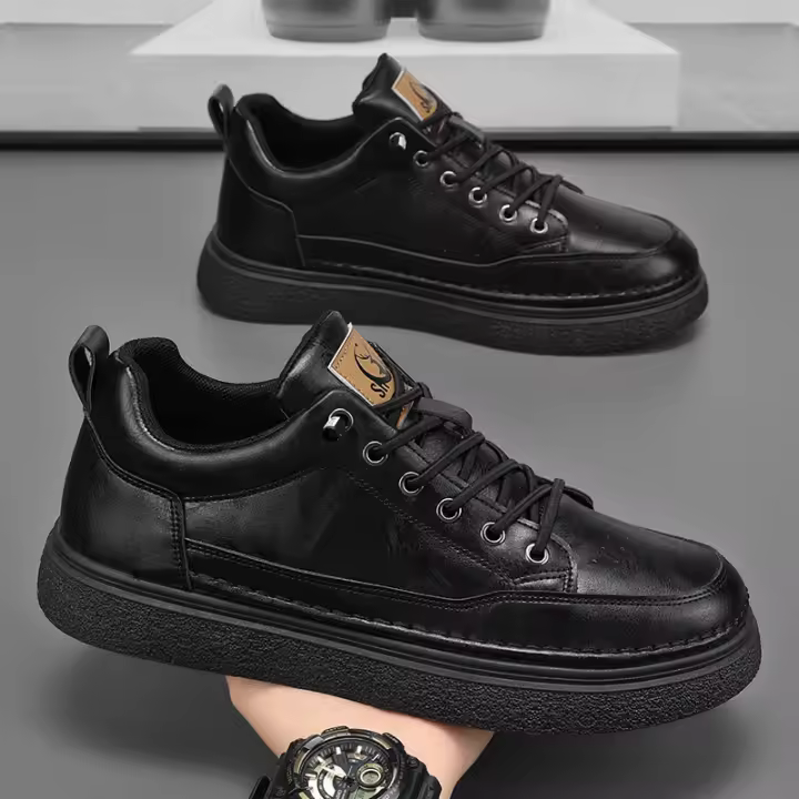 Zapatos de Cuero Negro Versátiles para Hombres Altura Alta, Transpirables, Impermeables, Antideslizantes, Estilo Deportivo Casual de Primavera - 1