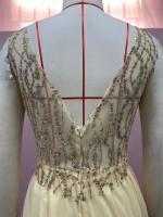 Vestido de mujer Vestido de noche de fiesta con empalme con cuello en V dorado brillante de verano - details 11