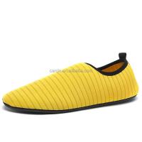 Nuevos zapatos inflables flexibles para caminar sobre el agua, talla 49, zapatos de natación para playa para hombres y mujeres - details 1