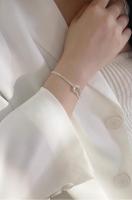 Pulsera de Plata Esterlina Diseño de Torsión de Línea Geométrica Doble Nudo - details 1