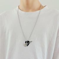 Collar con colgante de púa de guitarra de hip-hop, gargantilla de cadena de guitarra de acero de titanio Punk, cadena de suéter de guitarra eléctrica de moda Vintage para pareja - details 17