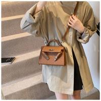 2025 Nueva Marea Retro Moda Pequeño Cuadrado Moda Hombro Bolsa Crossbody - details 2