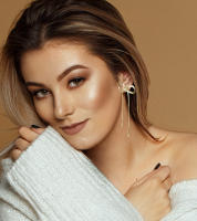 Pendientes de Cadena de Acero Inoxidable Dorado de 18K con Lazo Minimalistas y Dulces para Mujeres - details 7