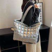 Bolso de mano de algodón con almohadilla espacial para mujer, bolsa de viaje de hombro acolchada, de gran capacidad, impermeable, a la moda, Invierno - details 47