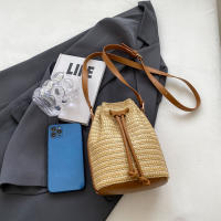 Bolsa de Paja Premium 2025 para Mujeres Versión Coreana de Moda Bolsa Tejida Portátil de Hombro Oblicuo - details 7