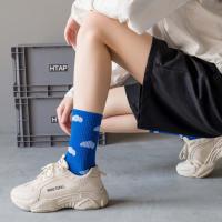 Calcetines de algodón con diseño de nubes dulces, cielo azul, estilo universitario, medias femeninas de estilo Ins, calcetines de tubo medio, estilo coreano - details 7