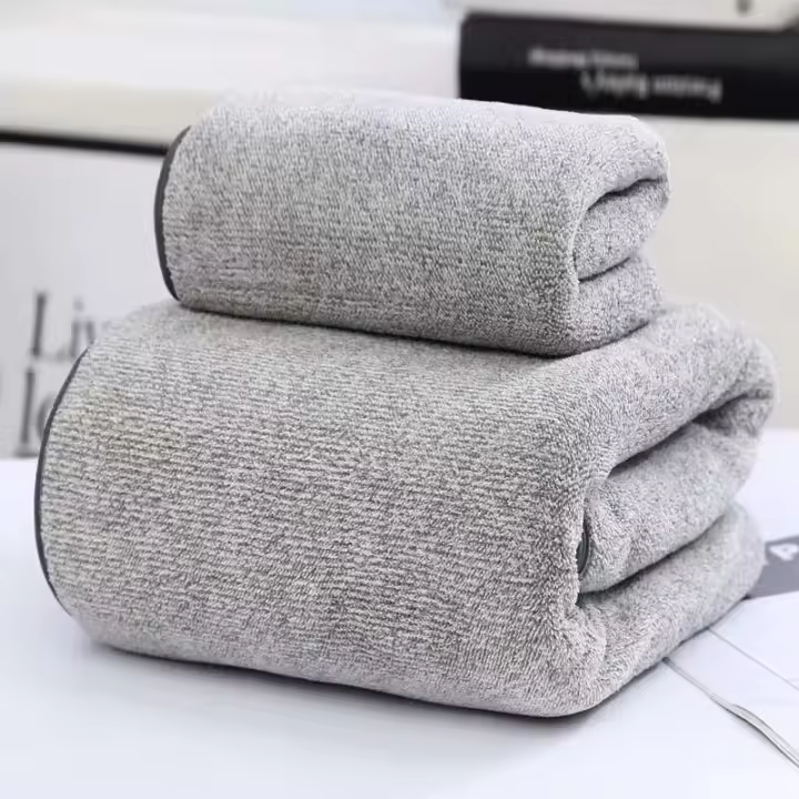 Rayas de bambú de secado rápido para una experiencia de baño suave y absorbente Juego de baño o toalla de mano - 1