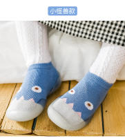 Calcetines antideslizantes de algodón para niño y niña recién nacida, suela de goma con dibujos animados, zapatos para interiores - details 0