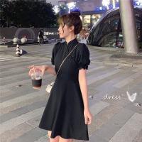 Vestido de Verano Elegante Diseño Rojo con Cierre de Botón Cintura Adelgazante y Estilizada - details 8