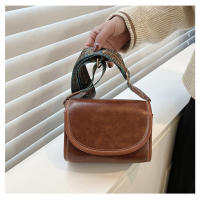 Bolsos cruzados de moda para mujeres, bolso de hombro con tapa de alta capacidad - details 8