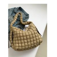 Bolso de hombro tipo bandolera con diseño de nubes plisadas para mujer, bolso de mano de gran capacidad con doble cara y doble tirón - details 66