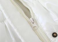 Manténgase abrigado y parece con estilo: chaqueta térmica con capucha para niña con acolchado alternativo de plumón para invierno - details 6