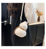 Mochila para mujer, nuevo estilo, personalidad, moda, un solo hombro, bolso cruzado Simple, bolso pequeño, salida de celebridades de Internet - details 11