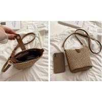 Bolso de Playa de Paja Verano Bolso Cruzado Ajustable para Mujeres Bolso de Vacaciones con Patrón a Rayas Bolso de Cesta de Nylon - details 4