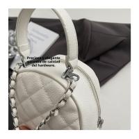 2025 nuevo Xiaoxiangfeng rombo cadena mochila bolsa mujer simple usted portátil pequeña mochila - details 13