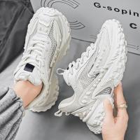 Shoufeistore 2025 Zapatos Populares De Los Hombres Zapatos De Malla De Verano Zapatos Deportivos De Los Hombres Casual Pequeño Blanco Antideslizante Suela Gruesa Aumentando Papá Zapatos De Moda - details 3