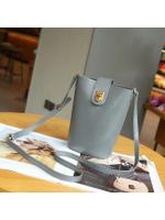 Bolso bandolera de piel auténtica para mujer con correa ajustable para el hombro y cierre giratorio - Diseño elegante minimalista, varios colores (marrón café/blanco leche/gris oscuro y más) - Bolso versátil para uso diario, informal y profesional, bolso - details 9