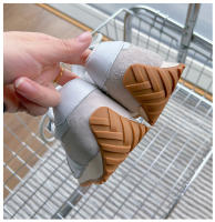 Zapatos deportivos de cuero nuevos, planos, informales, blancos para mujer. - details 31