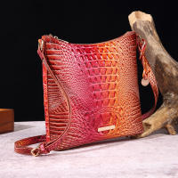 2025 nuevo mensajero portátil para mujer, bolso retro para mujer, bolso de mensajero Brahman de cocodrilo multicolor - details 15
