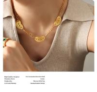 Collar delicado para mujer con colgante de labios abiertos de sonrisa, diseño exagerado de personalidad hip hop, chapado en acero titanio y oro de 18K, estilo nicho. - details 2