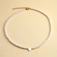 Collares con colgante para mujer, 26 letras iniciales, Color dorado, joyería de perlas de imitación, tendencia 2024 - details 3