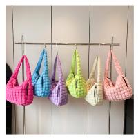 Bolso de hombro tipo bandolera con diseño de nubes plisadas para mujer, bolso de mano de gran capacidad con doble cara y doble tirón - details 18
