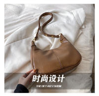 Nueva bolsa de axila popular y versátil de cuero con textura de cera de aceite, bolso de hombro de moda. - details 4