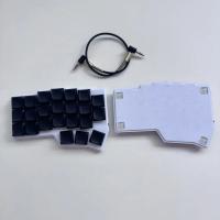 Kit de teclado dividido Corne V4.1 con tapas negras, interruptores Kailh Choc V1, teclado personalizado, cableado, intercambiable en caliente y RGB. Kit Gamer con Diseño Dividido y Componentes Premium para Jugadores Exigentes. - details 9