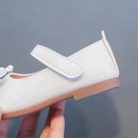 Zapatos planos de cuero para niñas, calzado informal con lazo, princesa dulce, perlas de diamantes de imitación suaves, Primavera, 2024 - details 6