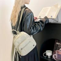 Mochila portátil de nailon para mujer, mochila informal ligera con múltiples bolsillos de Color sólido y asa impermeable - details 11