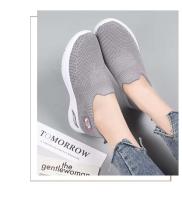 2025 Nuevos zapatos deportivos de verano transpirables con plantilla de PVC suave, planos, ligeros e informales para mujer - details 22